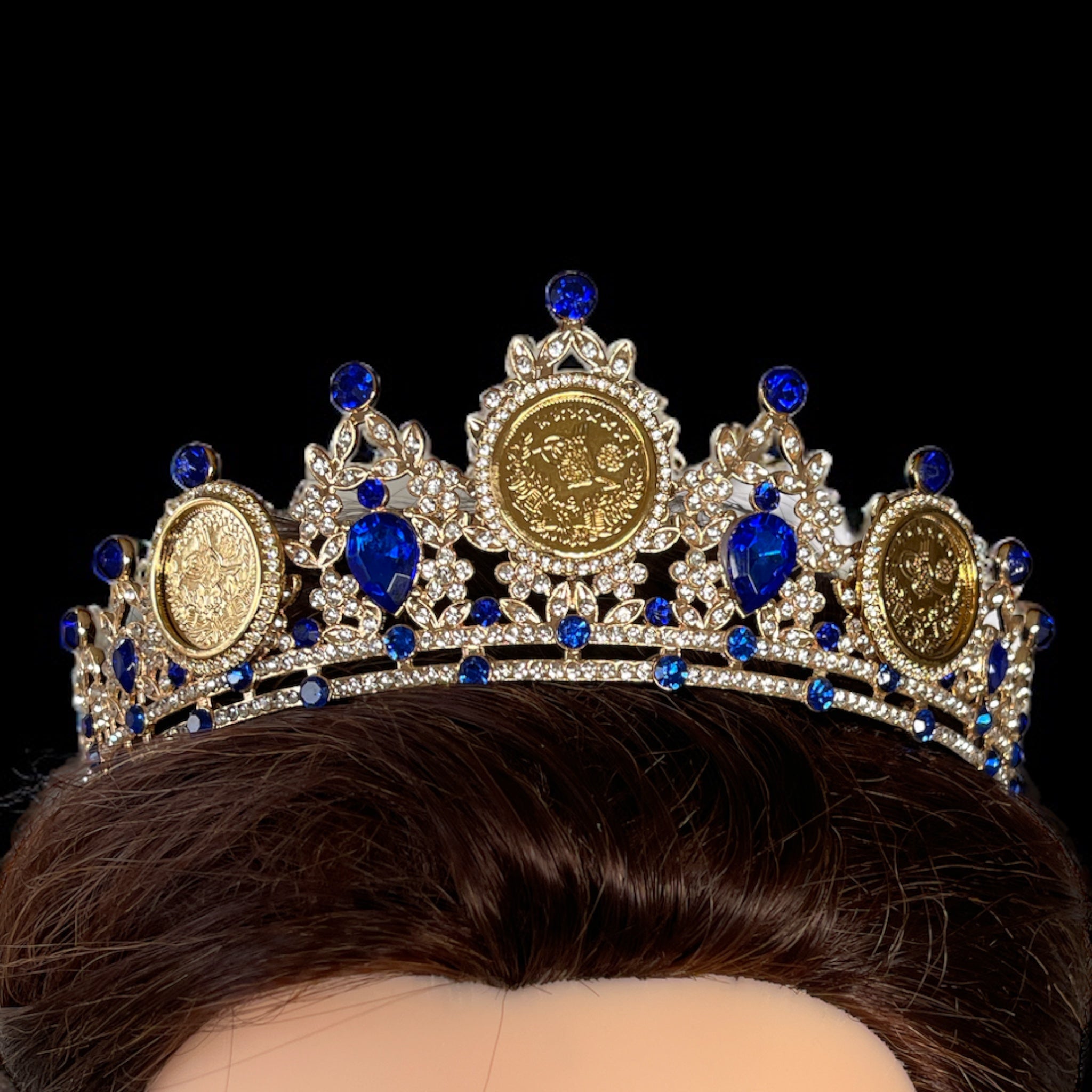 Al-Tira Blue and gold crown