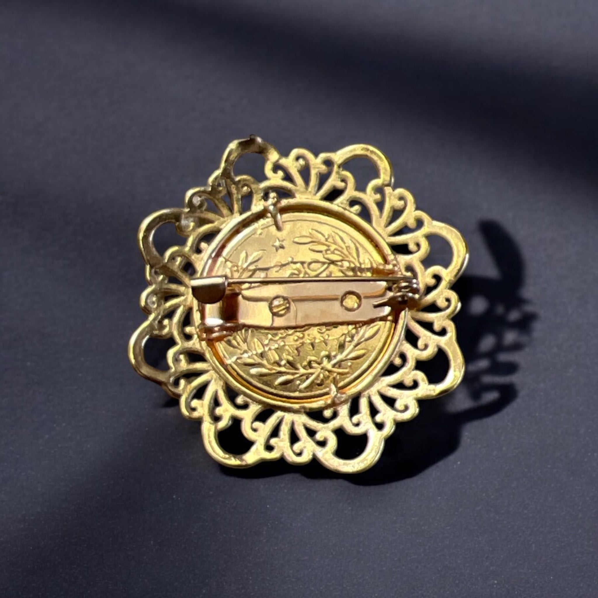Bessan coin Brooch