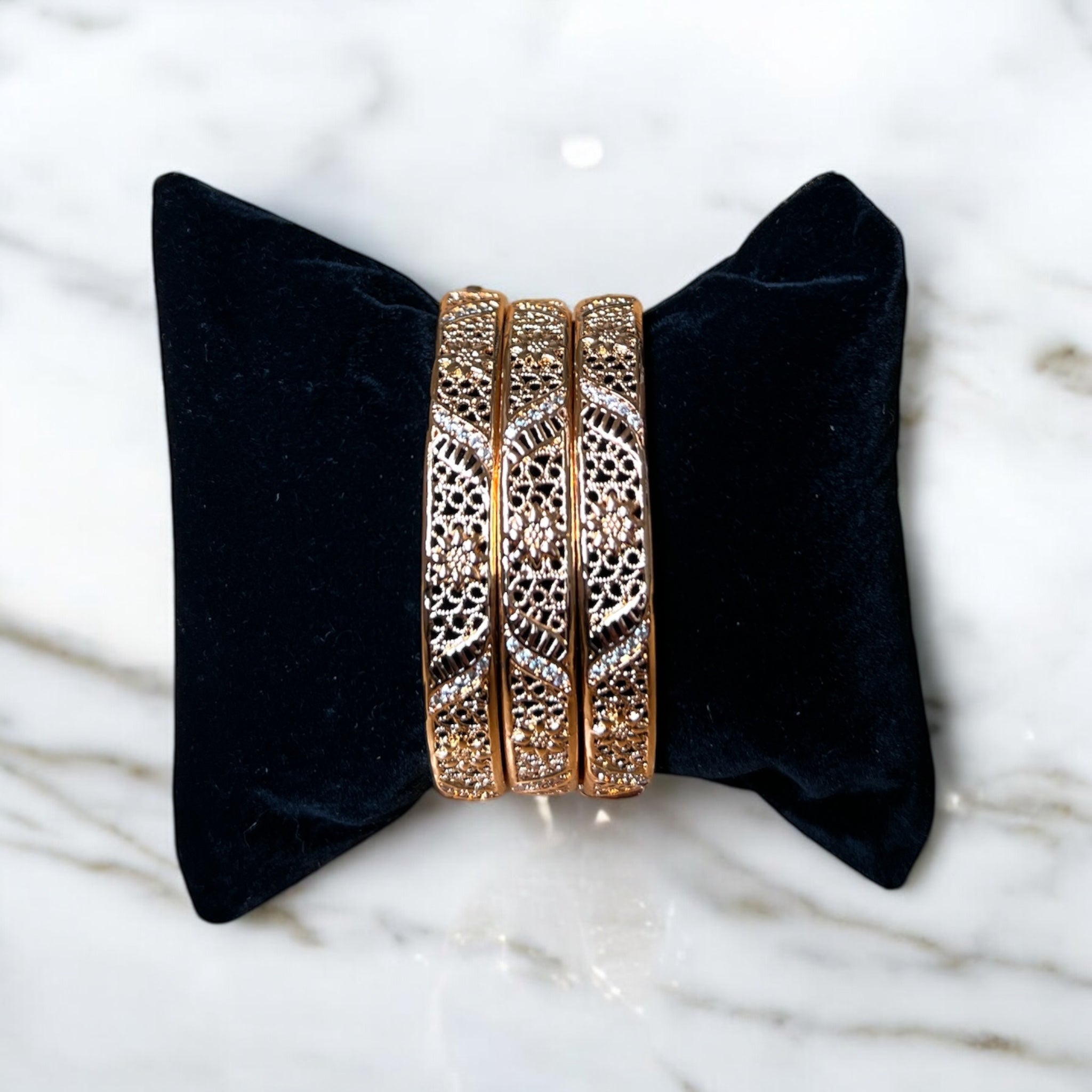 Ma'dhar 21k Pleated Gold 3pc bangles
