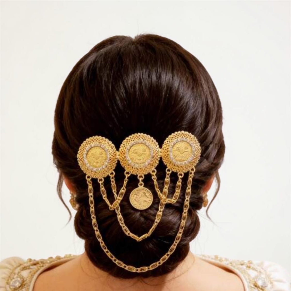 Al-Suwayda three coin hair clip