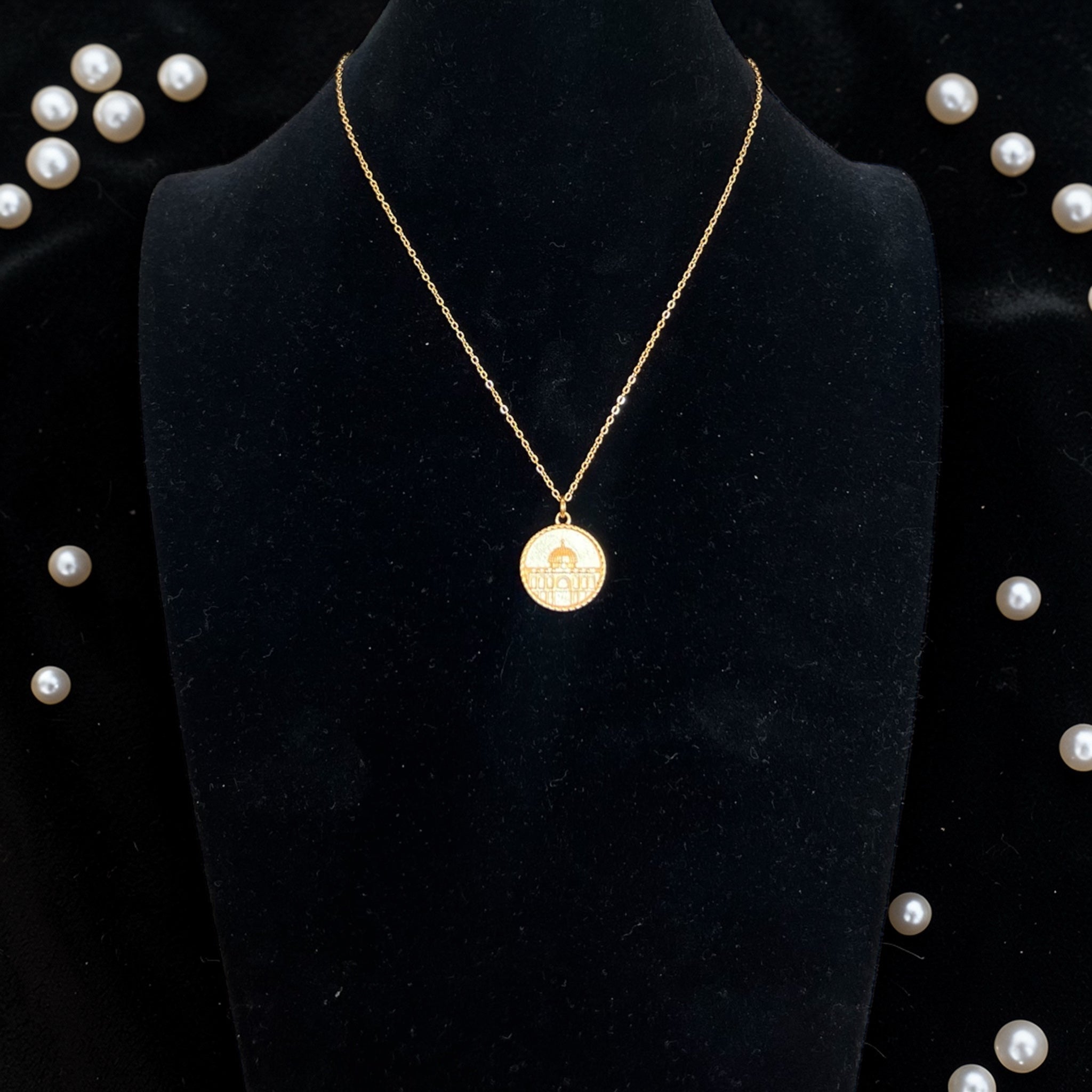 Dome of Rock 18k Pleated necklace
