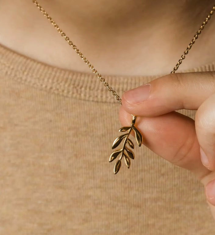 Olive Branch 18K Pleated Gold