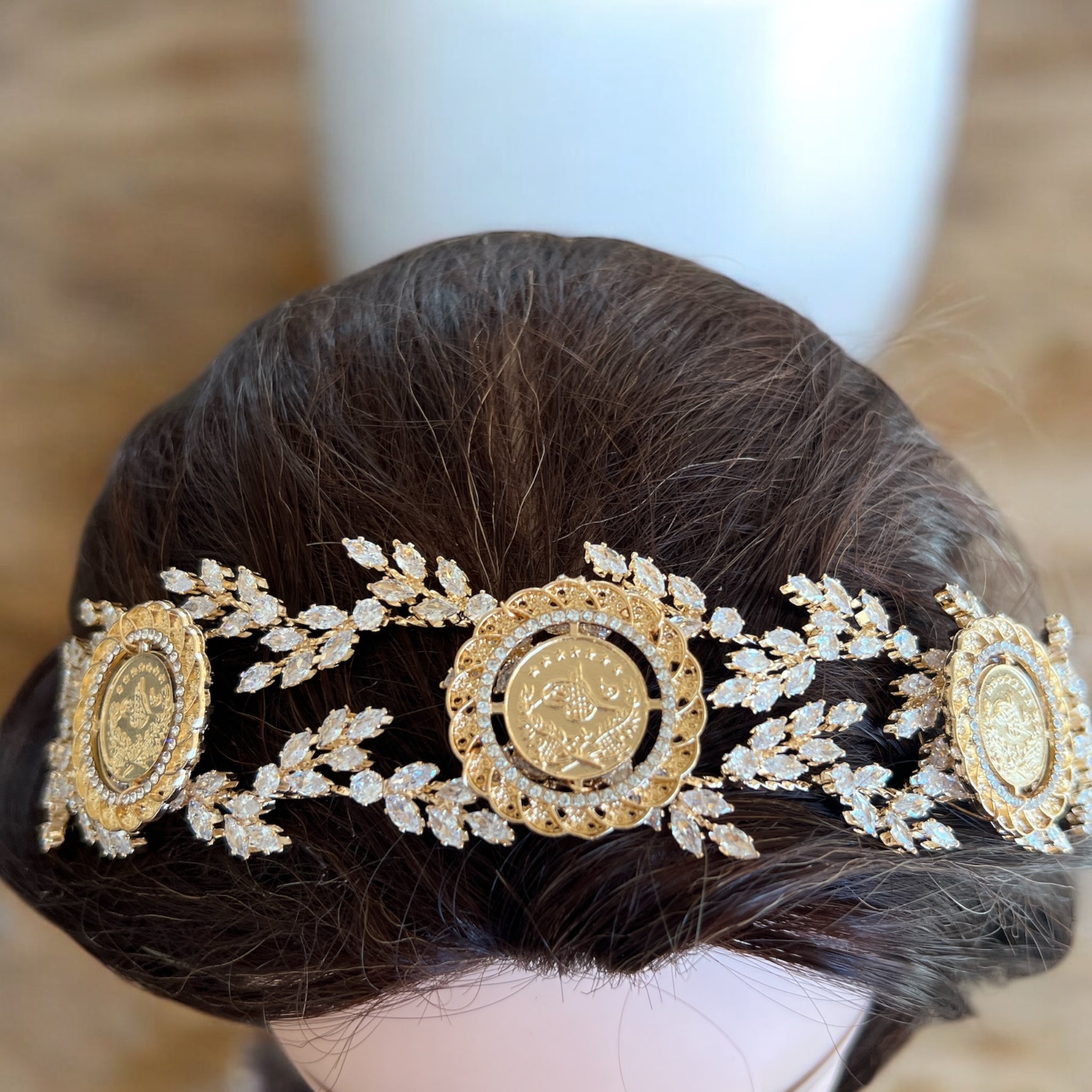 Al-Mansheya three coins crystal headpiece