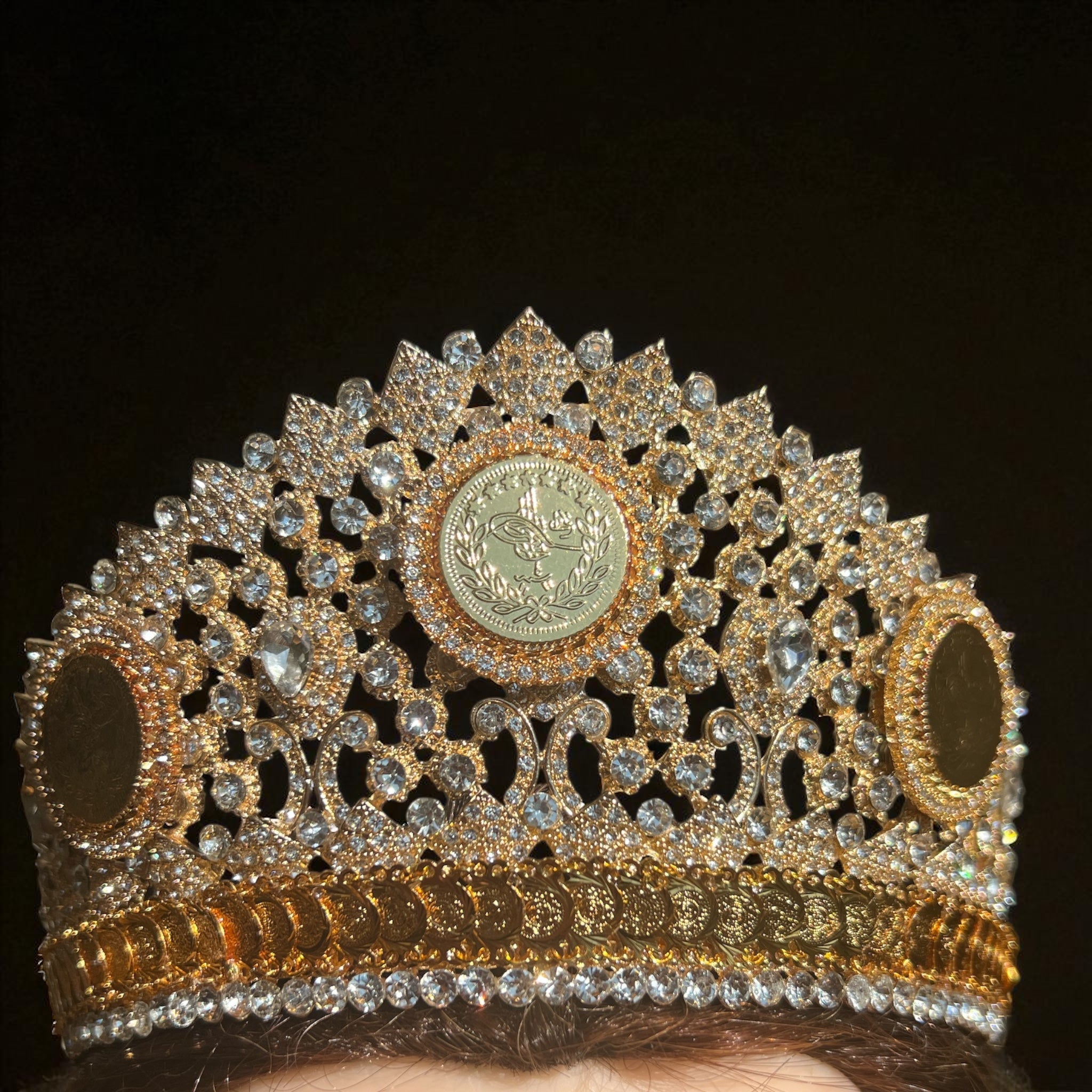 Al Quds Royal Queen  crown