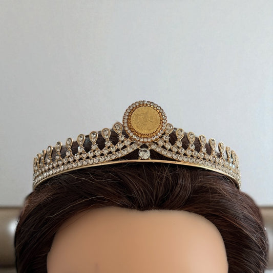 Yallo II one coin simple tiara