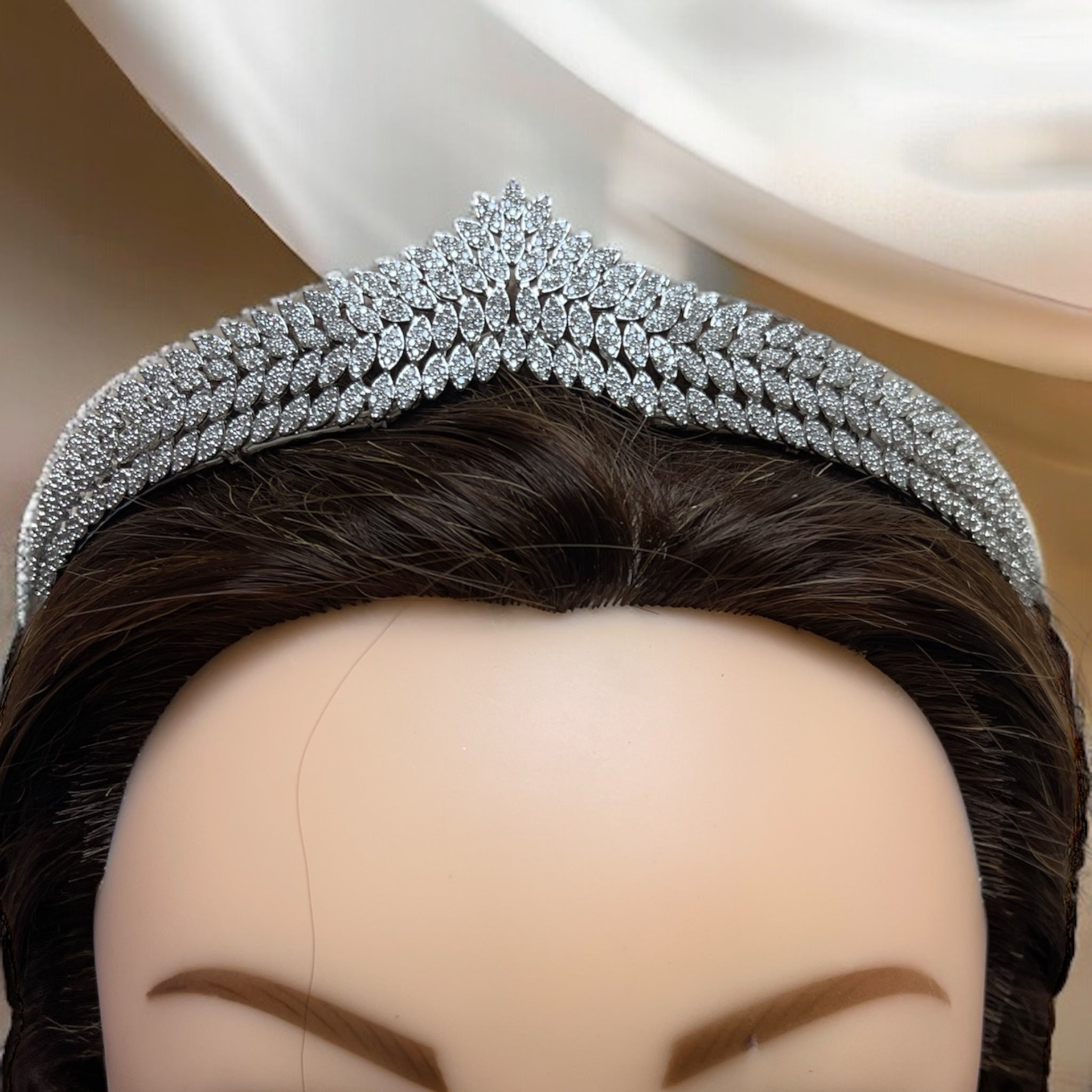 Al 'Eizariya bridal tiara