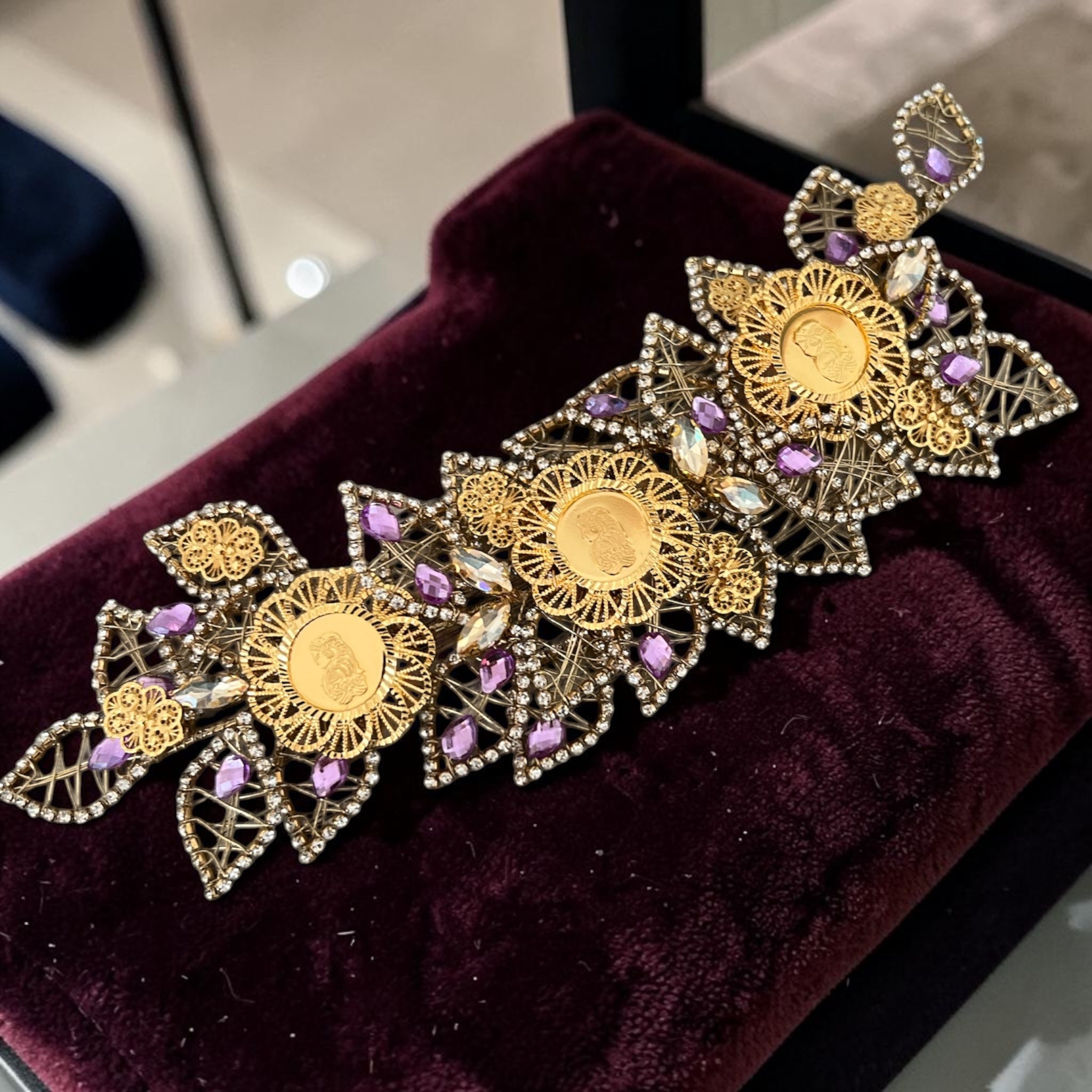 Al-Sumayriyya Purple Gold headpiece