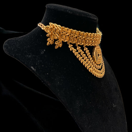 Nablus II Gold Pleated choker