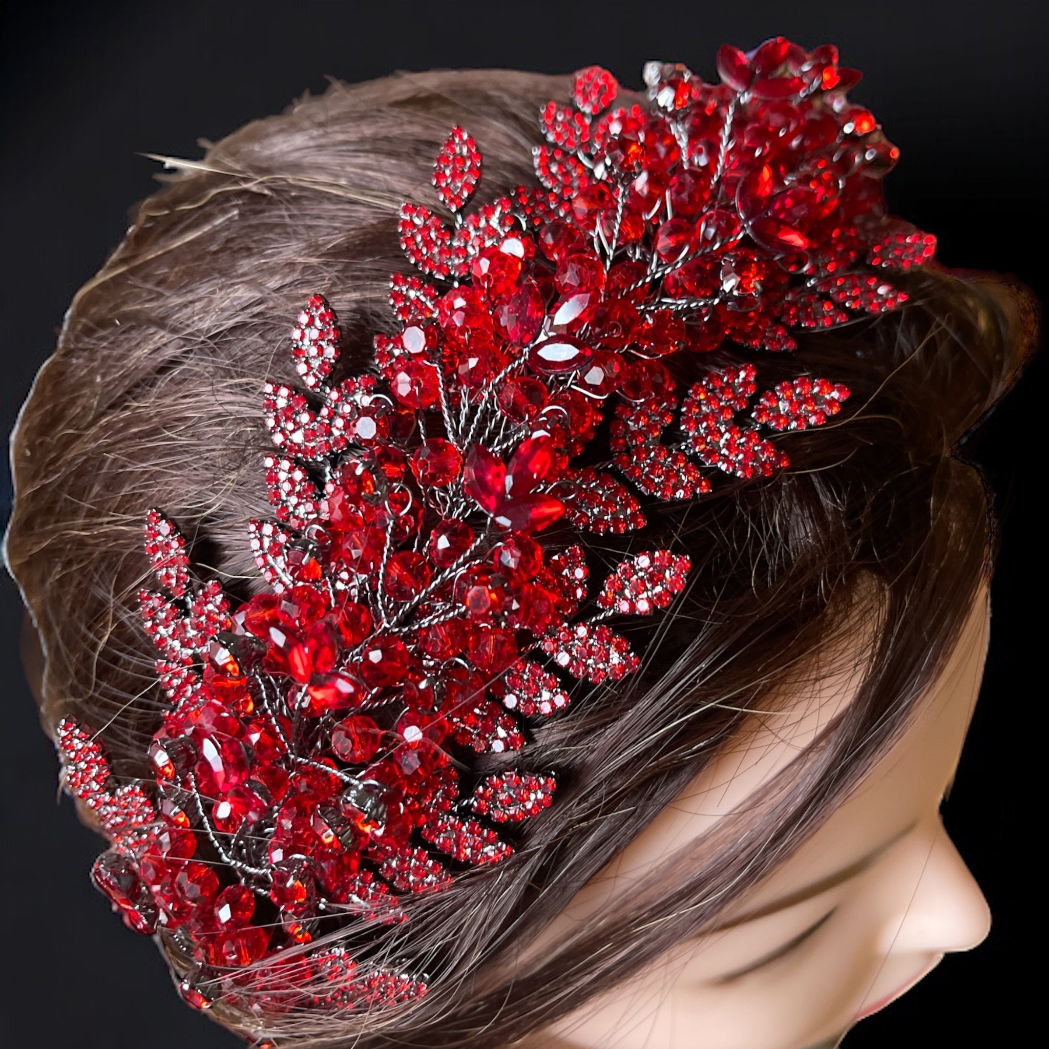 Jabal al-Nār Red Headpiece