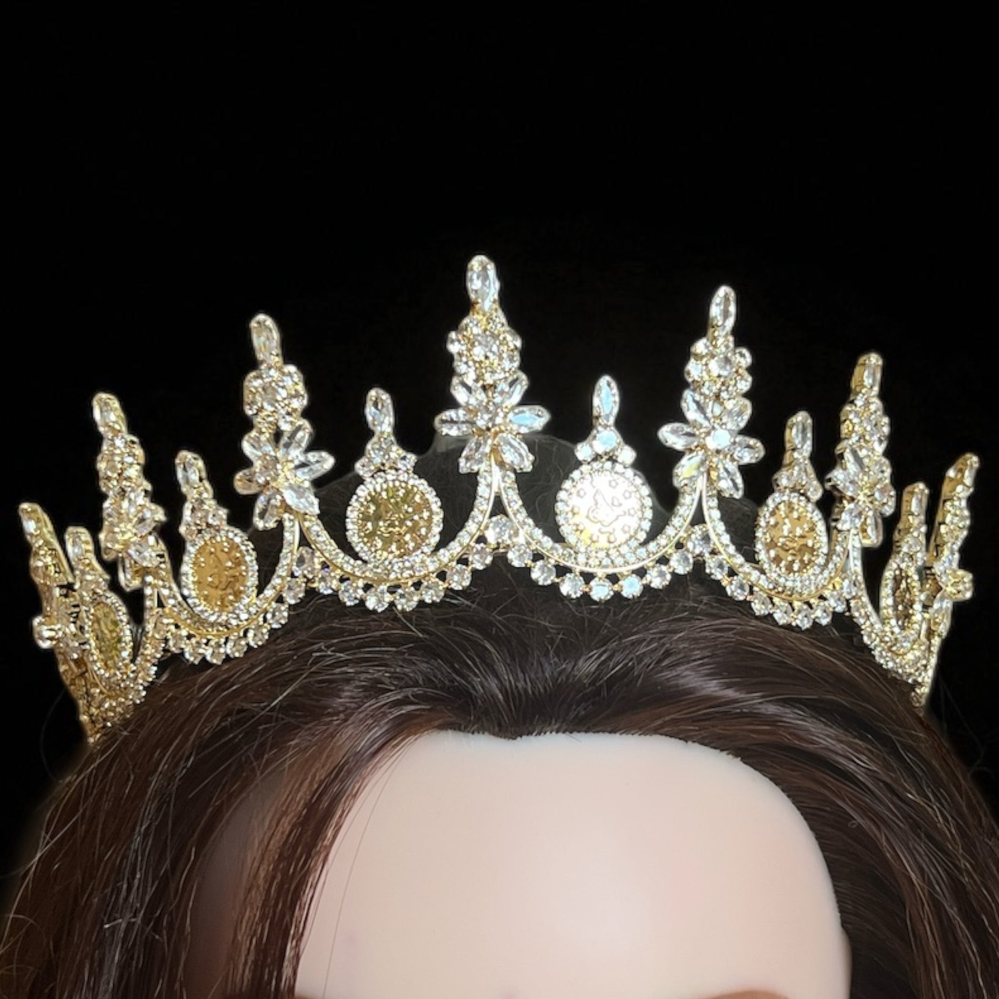 Nablus Luxury Gold Crown
