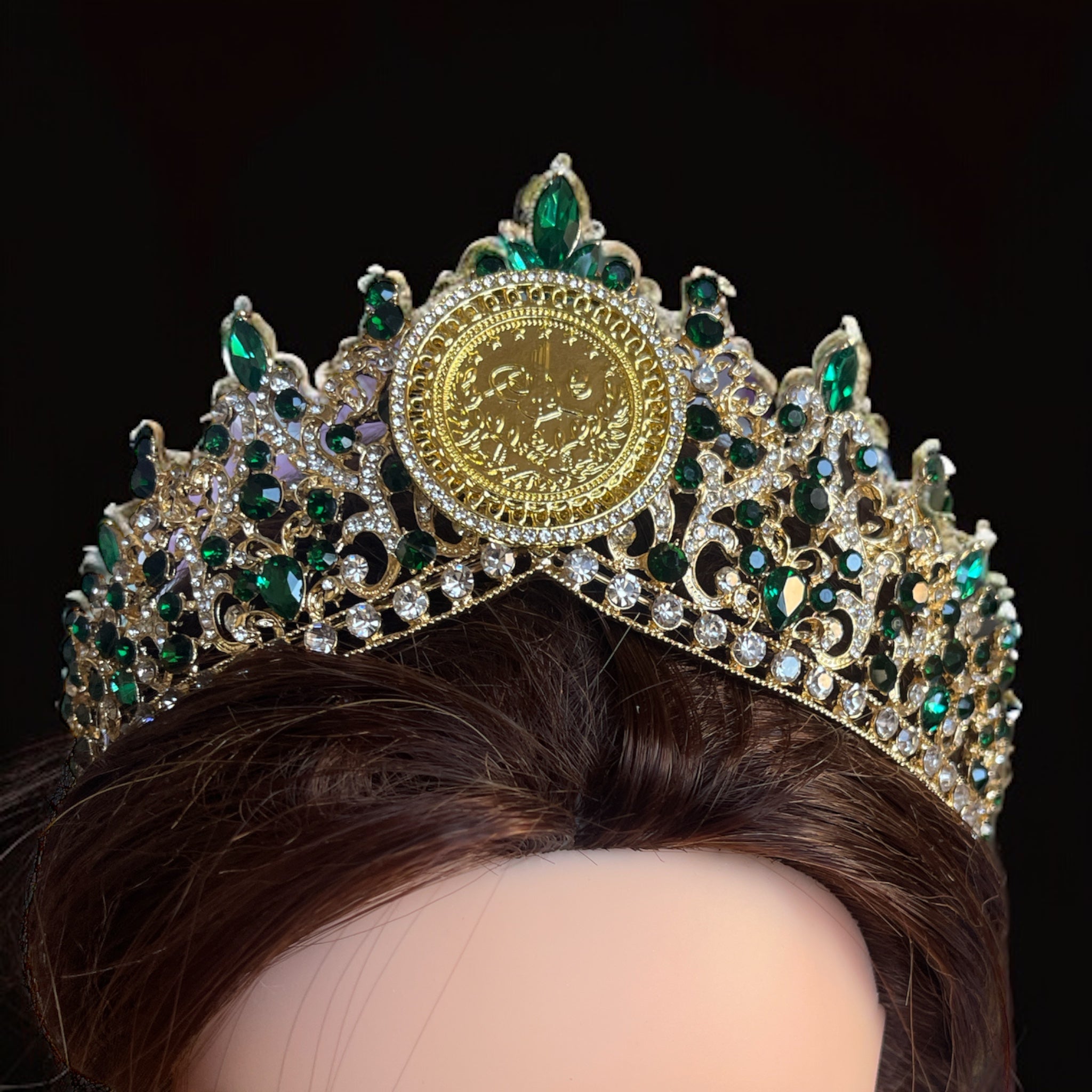 Bayt Rima 2 Green gold crown