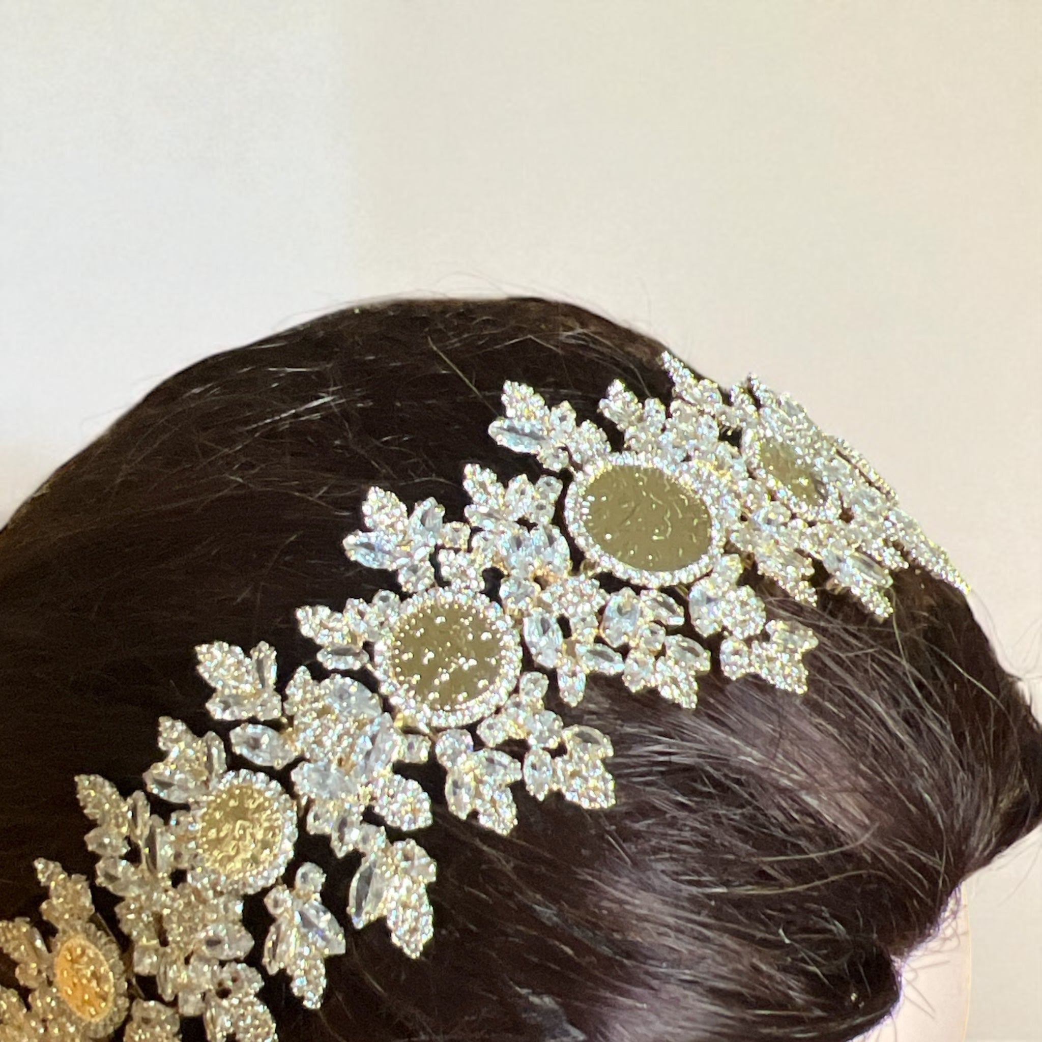 Bayt 'Itab luxury crystal coins headpiece