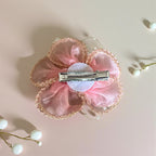 Nada light pink one coin hair clip