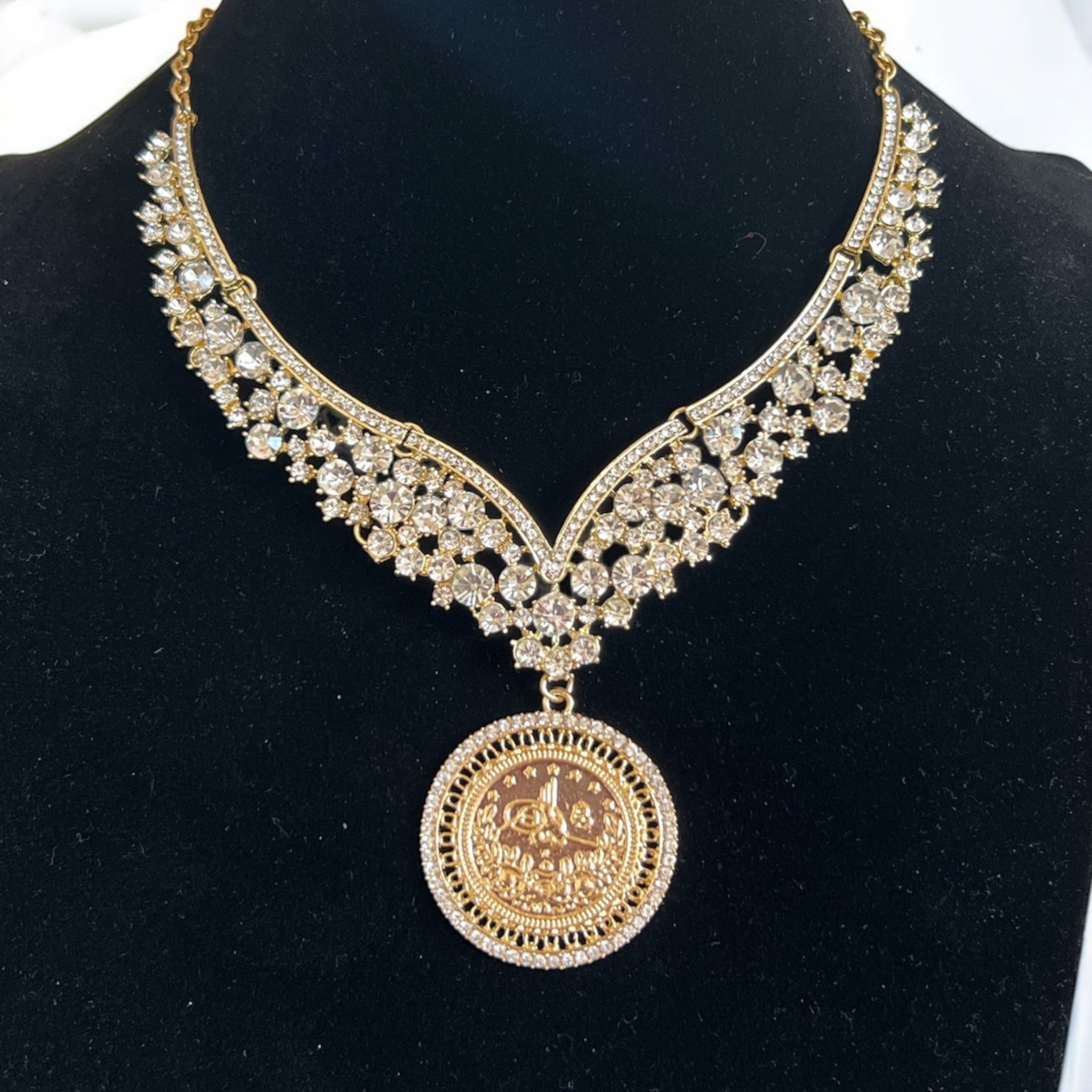 Halhul II big coin necklace