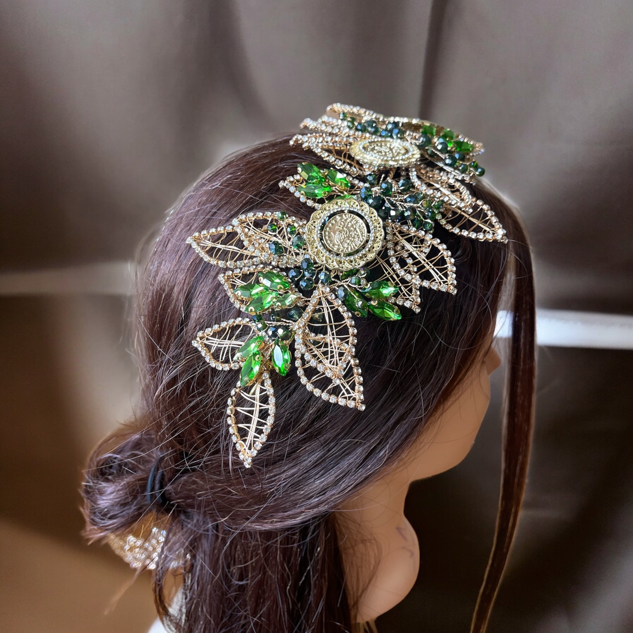 Kalandya Gold - Green headpiece