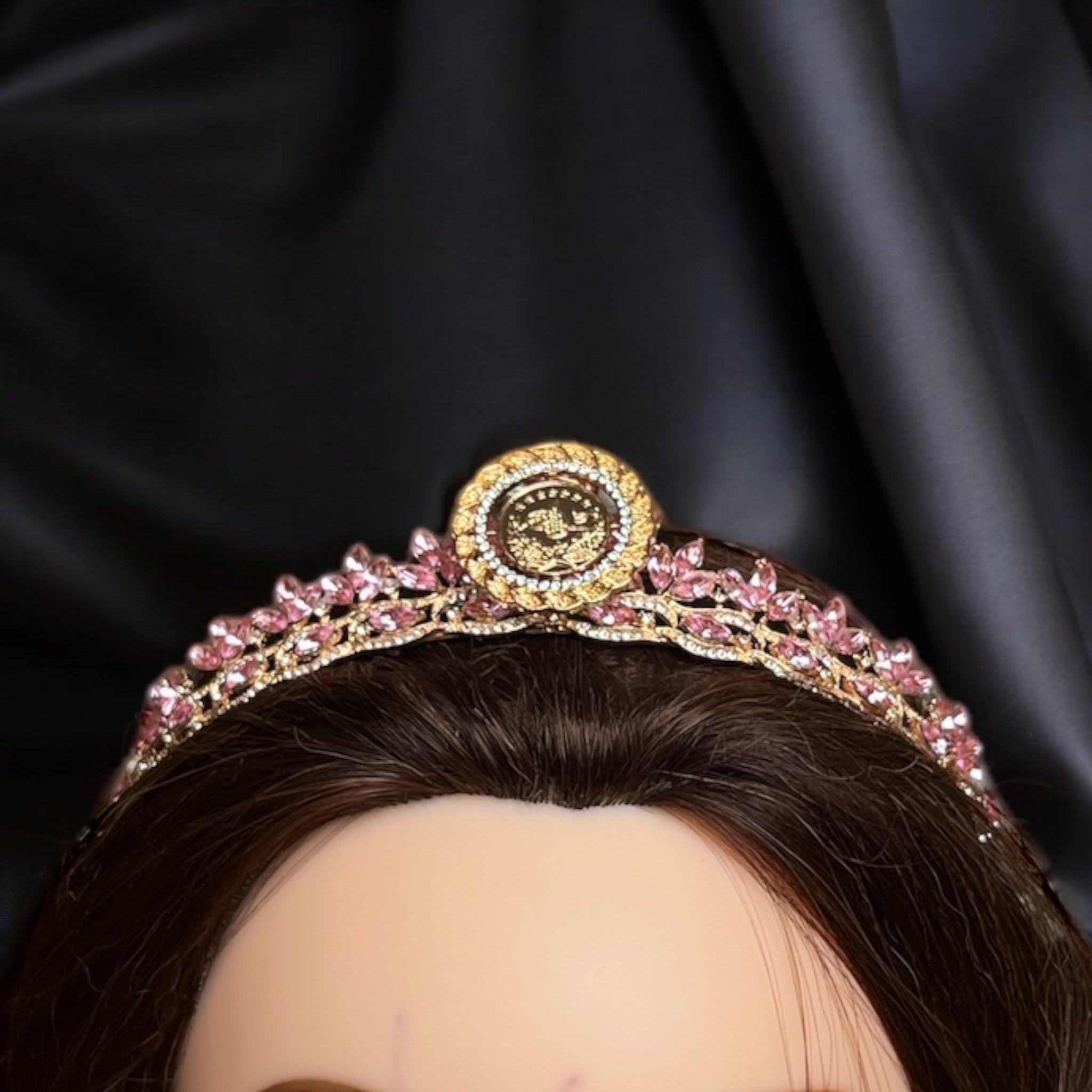 Dayr Tarif II Pink and Gold crown