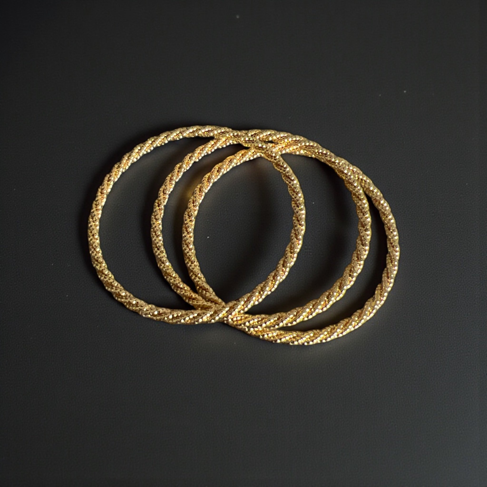 Sanjal 18k pleated 3pcs bangles (60mm)