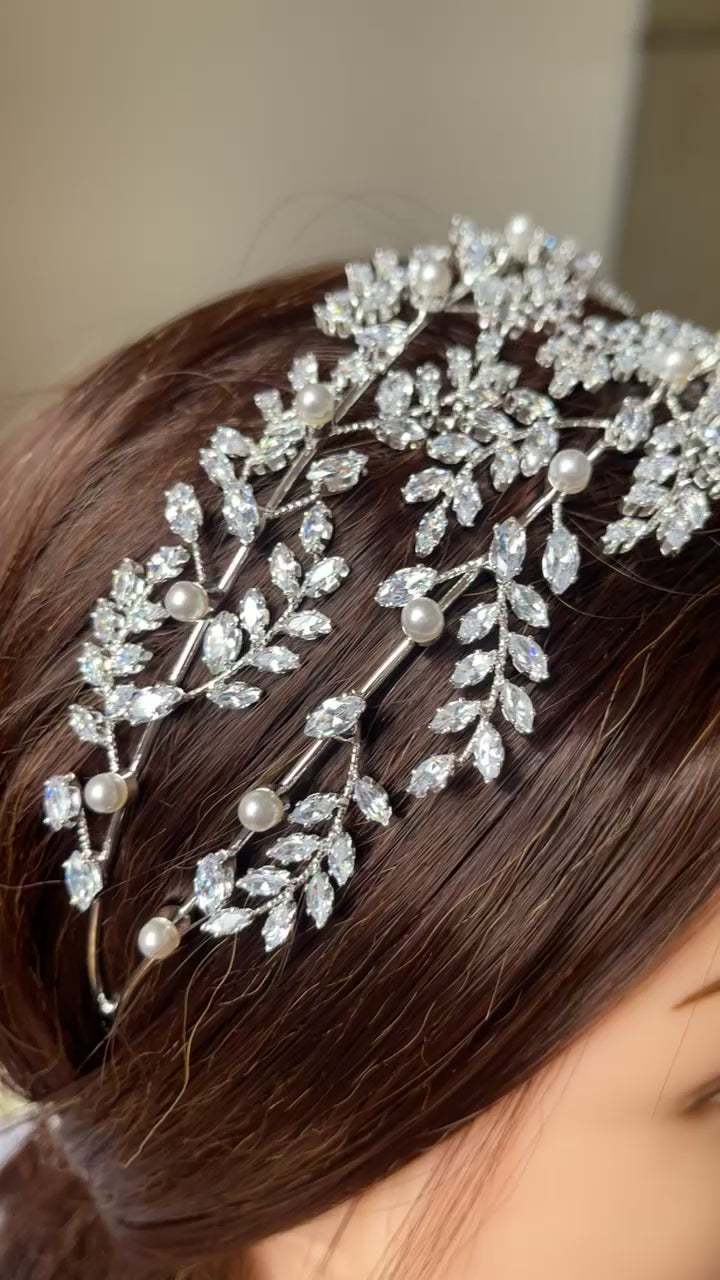 Burin Bridal pearl and crystal headpiece