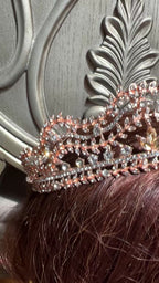 Kawfakha light orange/ Peach mini coin crown