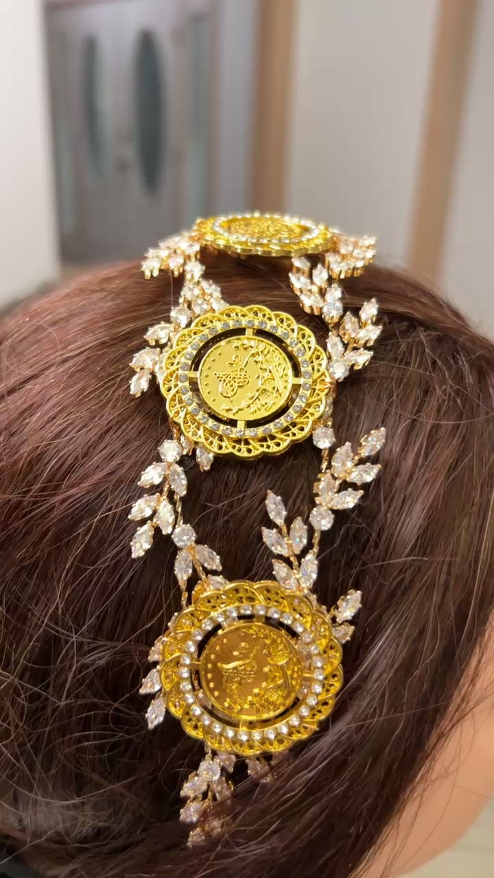 Kh. Bayt Ta'mir five coins headpiece