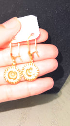 Al-Ubeidiya 18K Pleated Gold Earrings