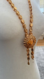 Araqah circle 24k pleated gold necklace