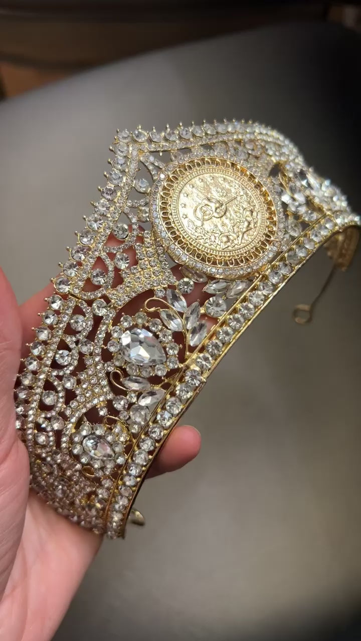 Al-Khadr Gold and Big coin crown