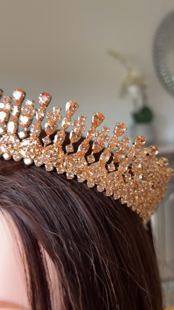 Al-Tall Honey Zircon Stone Gold crown