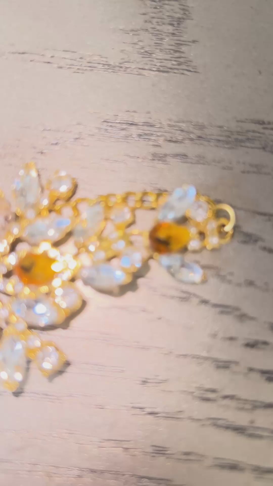 Bayt Hanina II Gold/ honey headpiece