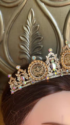 Akka II three coins Gold crown