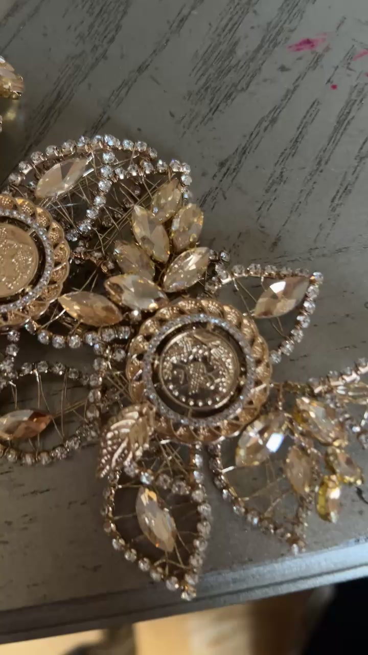 Al-Birwa II five coins Gold headpiece