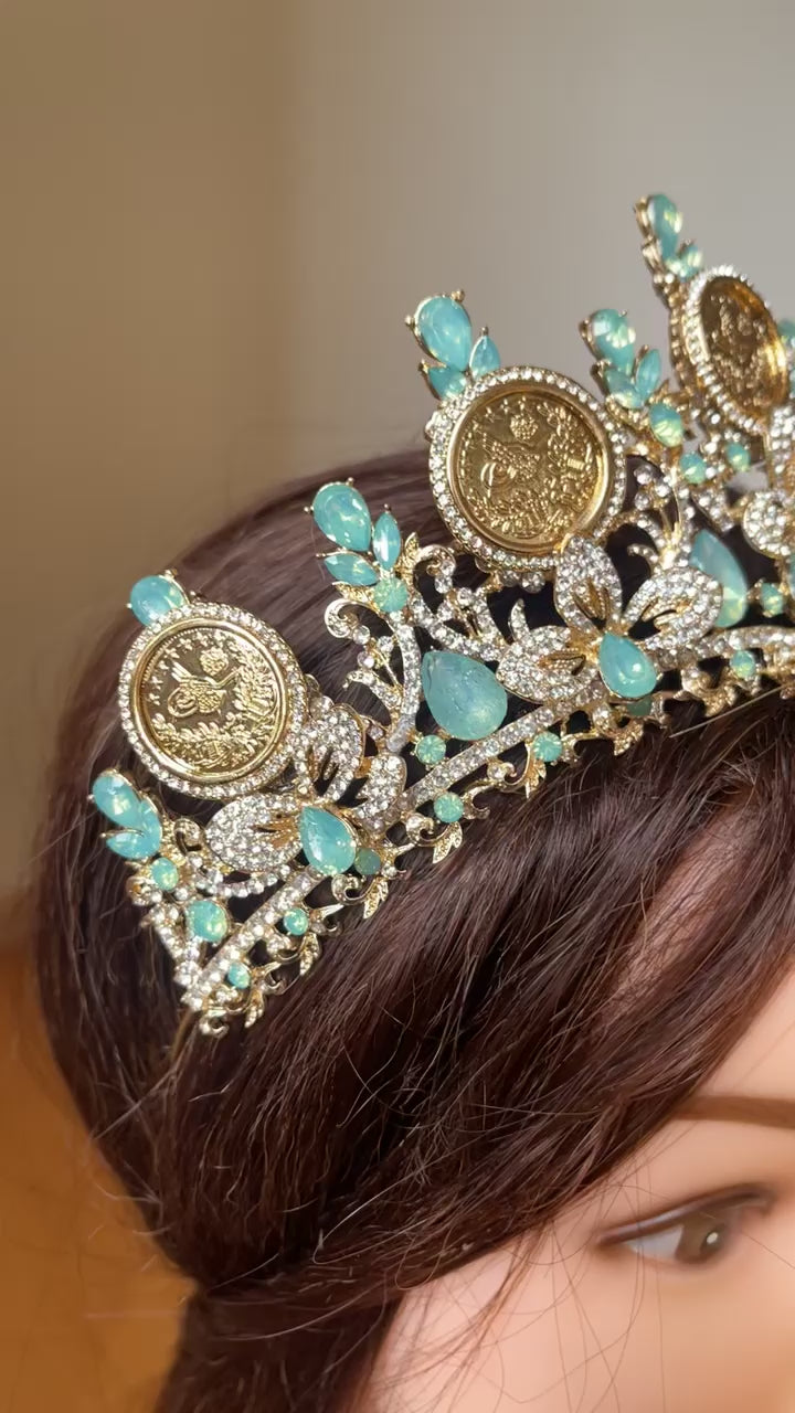 Der Debwin Aqua liras crown