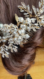 Shuqba Pearl and Rhinestone comb hair piece
