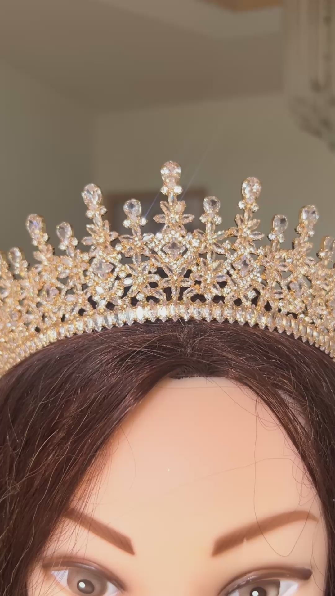 Bloudan Cubic Zircon Crown