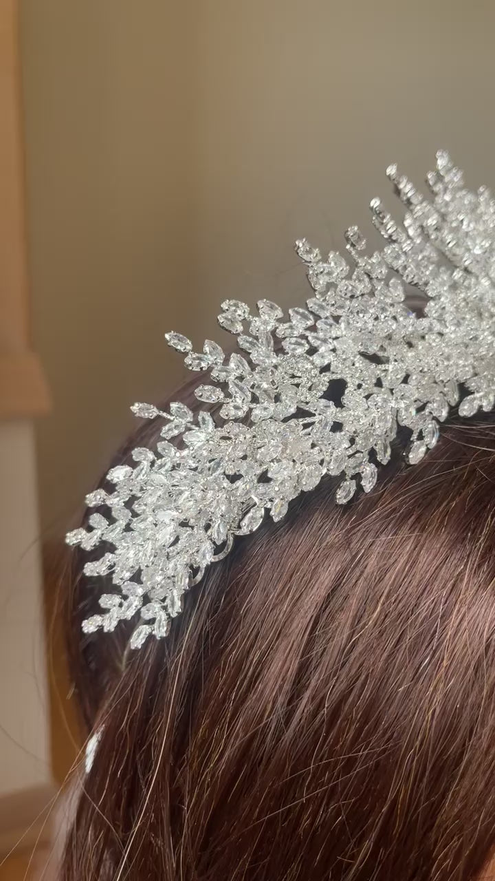 Al-Bireh crystal bridal crown