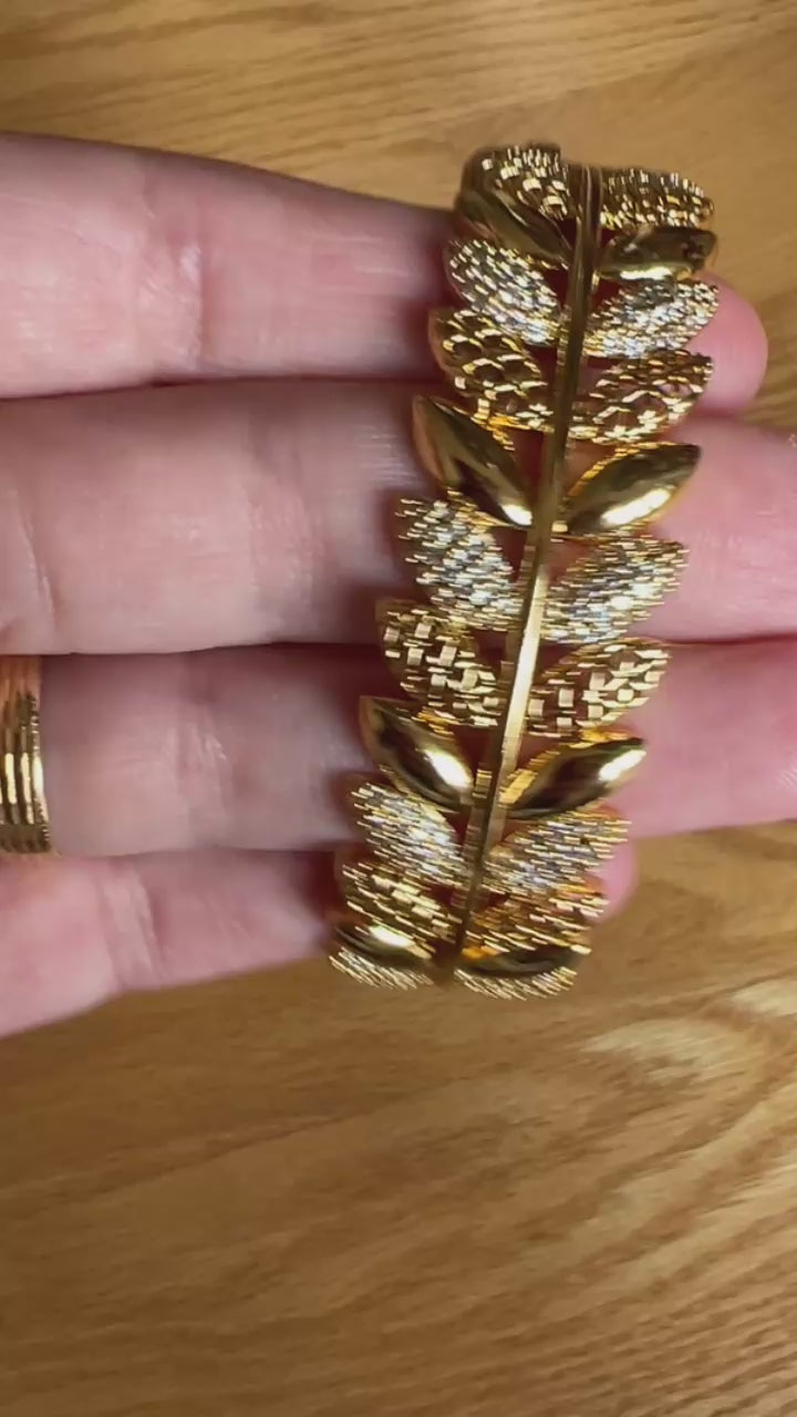 Turmussaya 21k Pleated Gold Bracelet