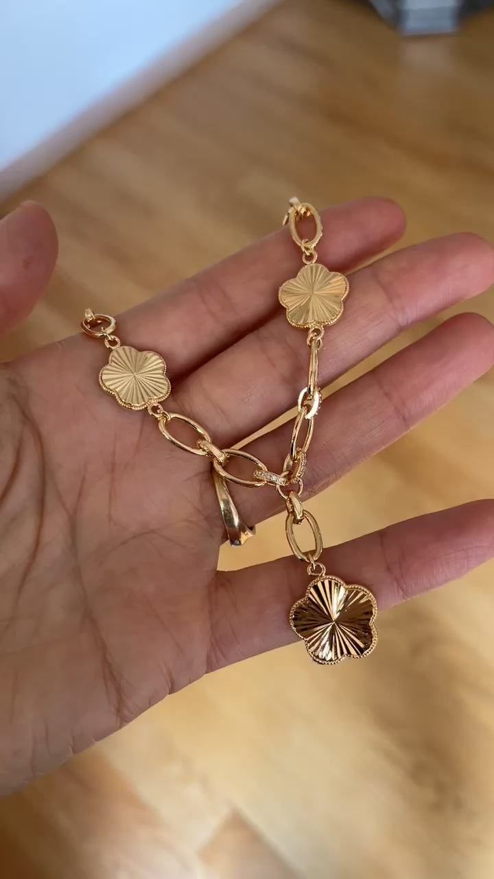 Nazareth Pleated Gold Jewelry Set