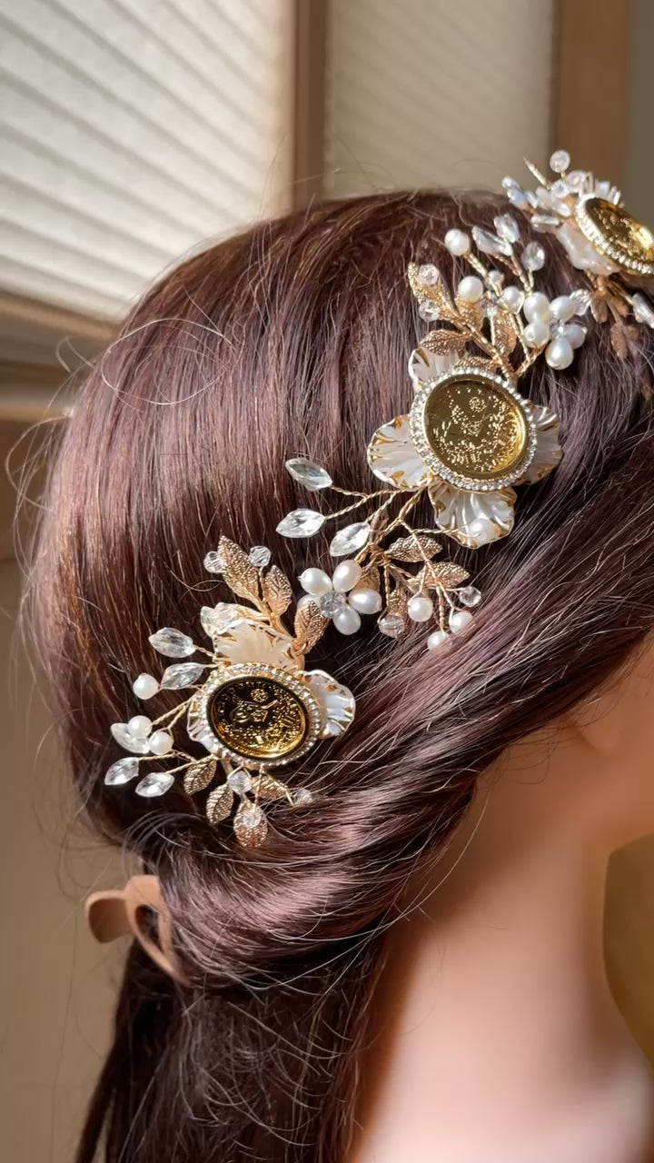 Al-Bassa flower coins head comb