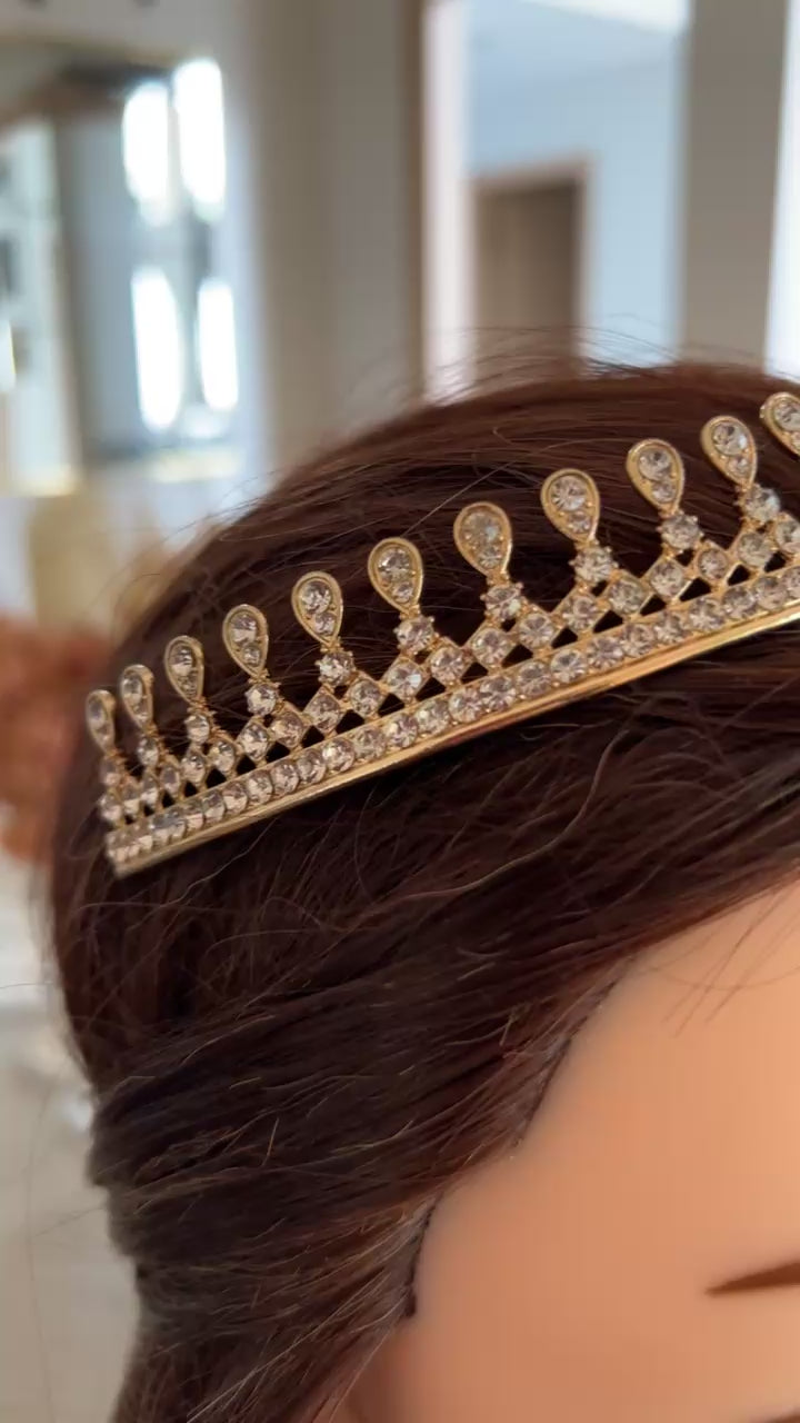 Yallo II one coin simple tiara