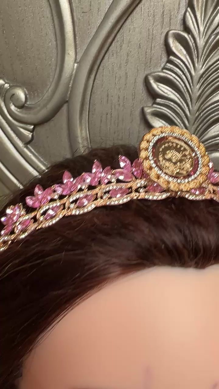 Dayr Tarif II Pink and Gold crown