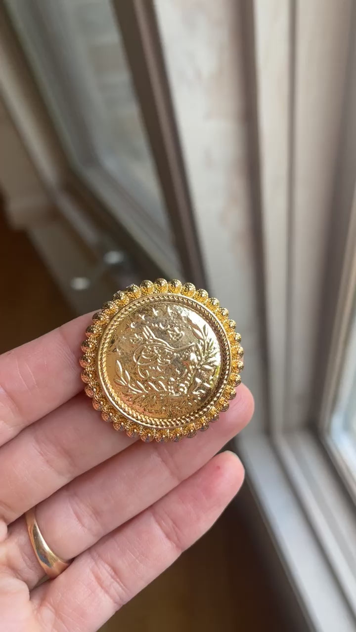 Turmussaya coin Rashade pin