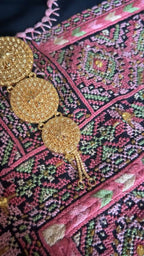 Tal Al-Karama 21K Pleated Gold Brooch/Pin