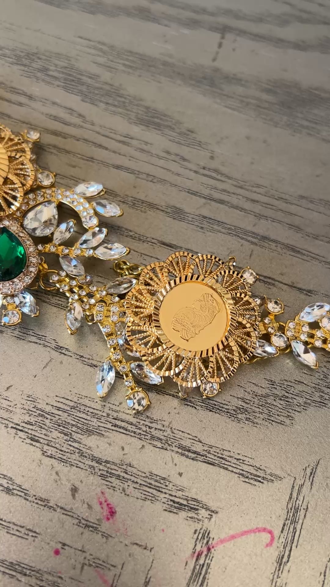 Bayt Hanina II Gold and Green