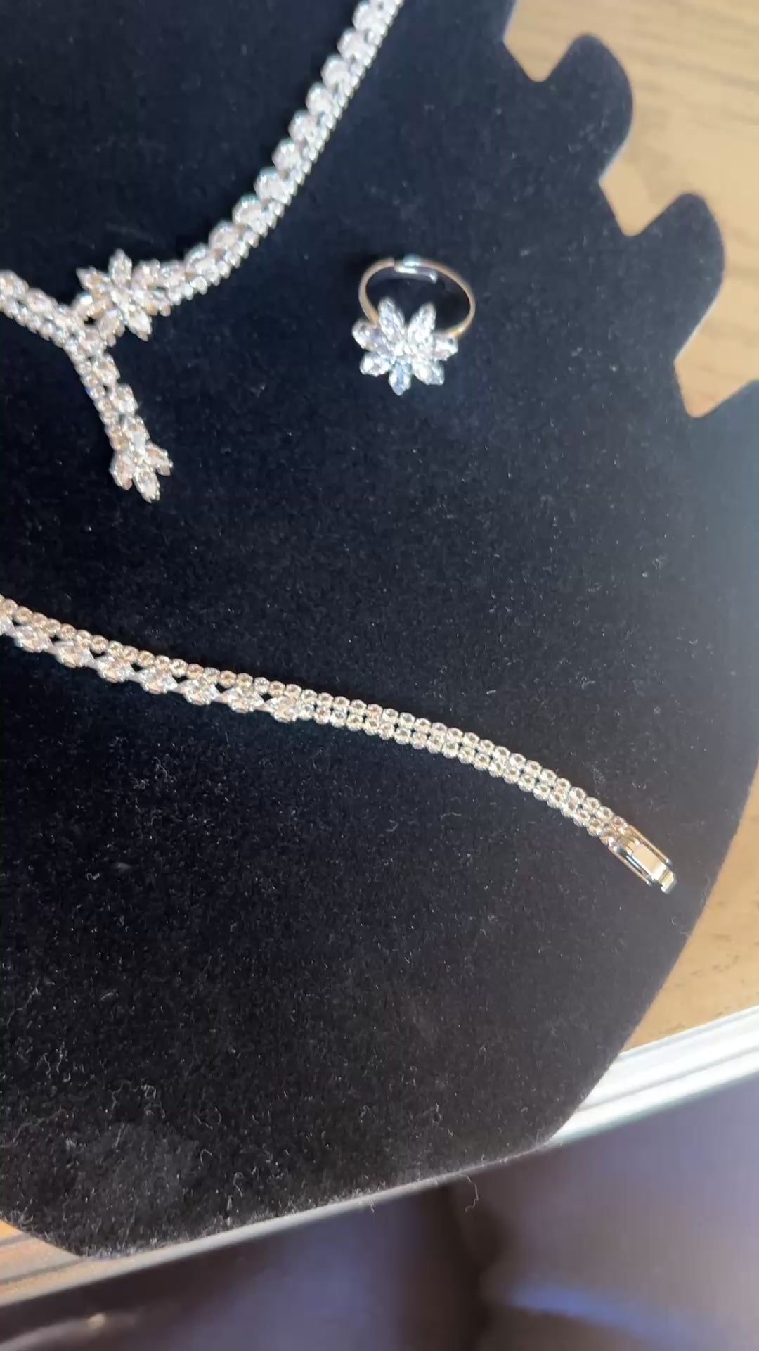 Arraba Cubic Zirconia 4pc Jewelry set