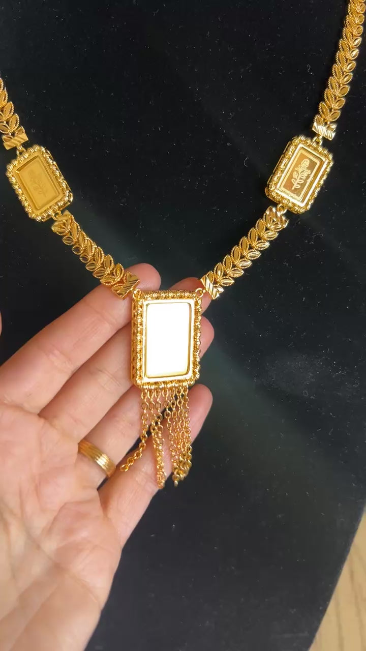 Hawara II Pleated Gold Necklace