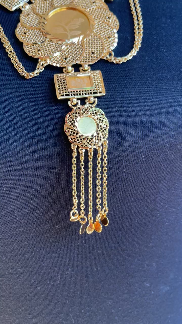 Hawara Pleated Gold Necklace set