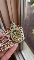 Najya Gold and Red mini crown