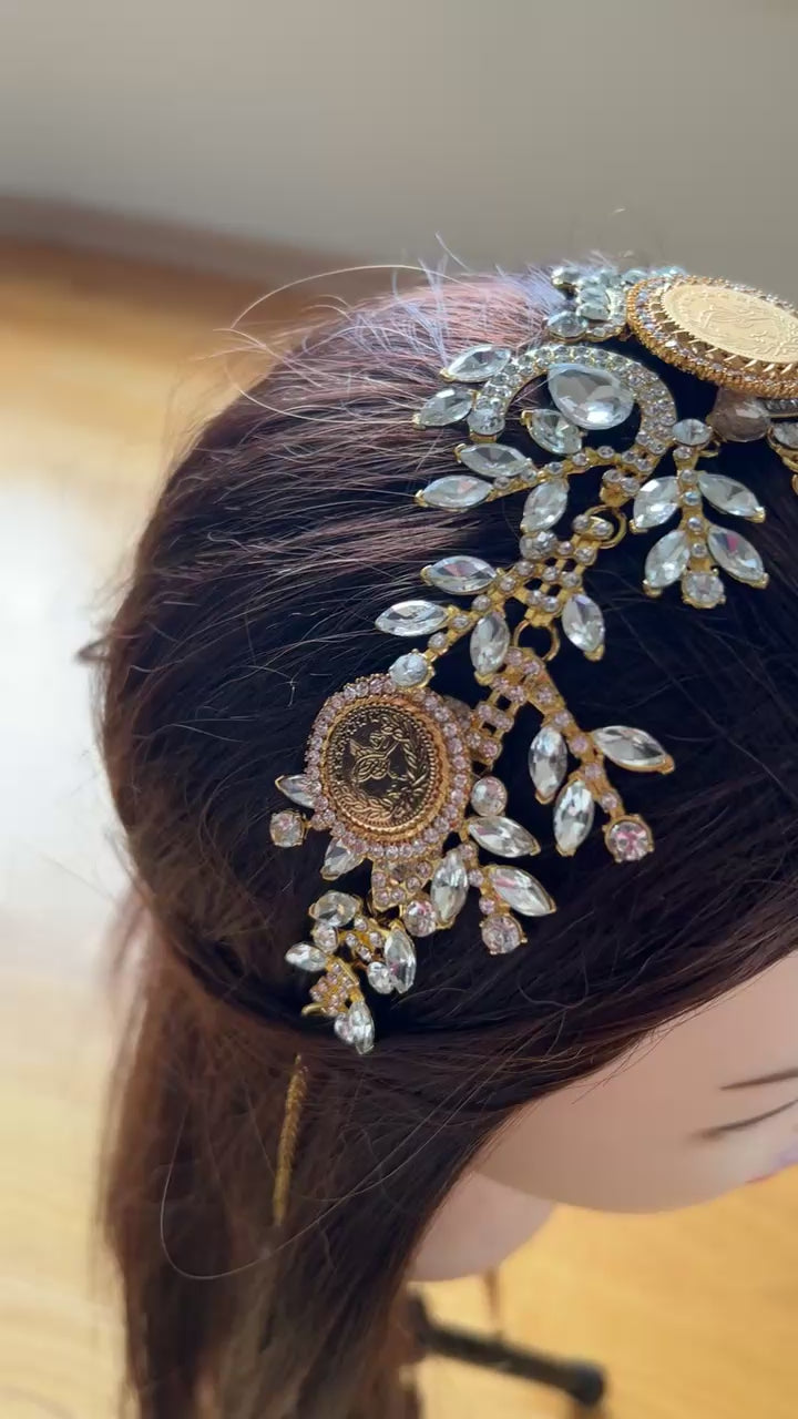 Bayt Hanina three coins headpiece