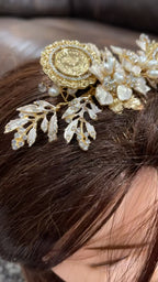 Al-Mazra'a al-Sharqiya Pearls and flowers liras coins hair comb