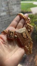 Jineen pleated gold jewelry set
